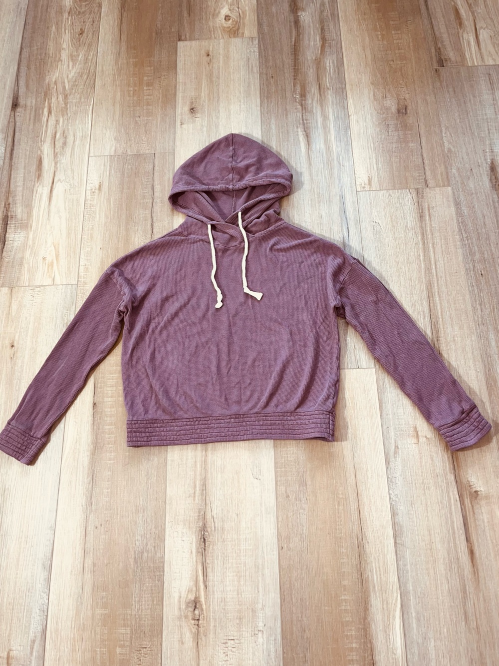 Pact Women’s Organic Cotton Waffle Knit Cropped Hoodie Size Medium